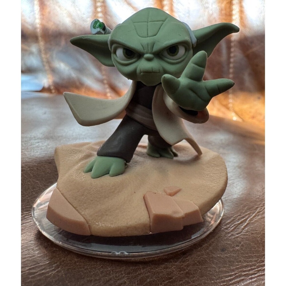 Disney Infinity‎ 3.0 Star Wars Yoda Character Figure Damaged
